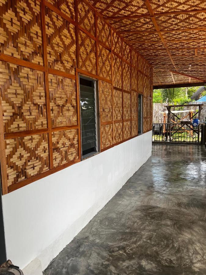 The Backyard Inn โมอัลโบอัล ภายนอก รูปภาพ