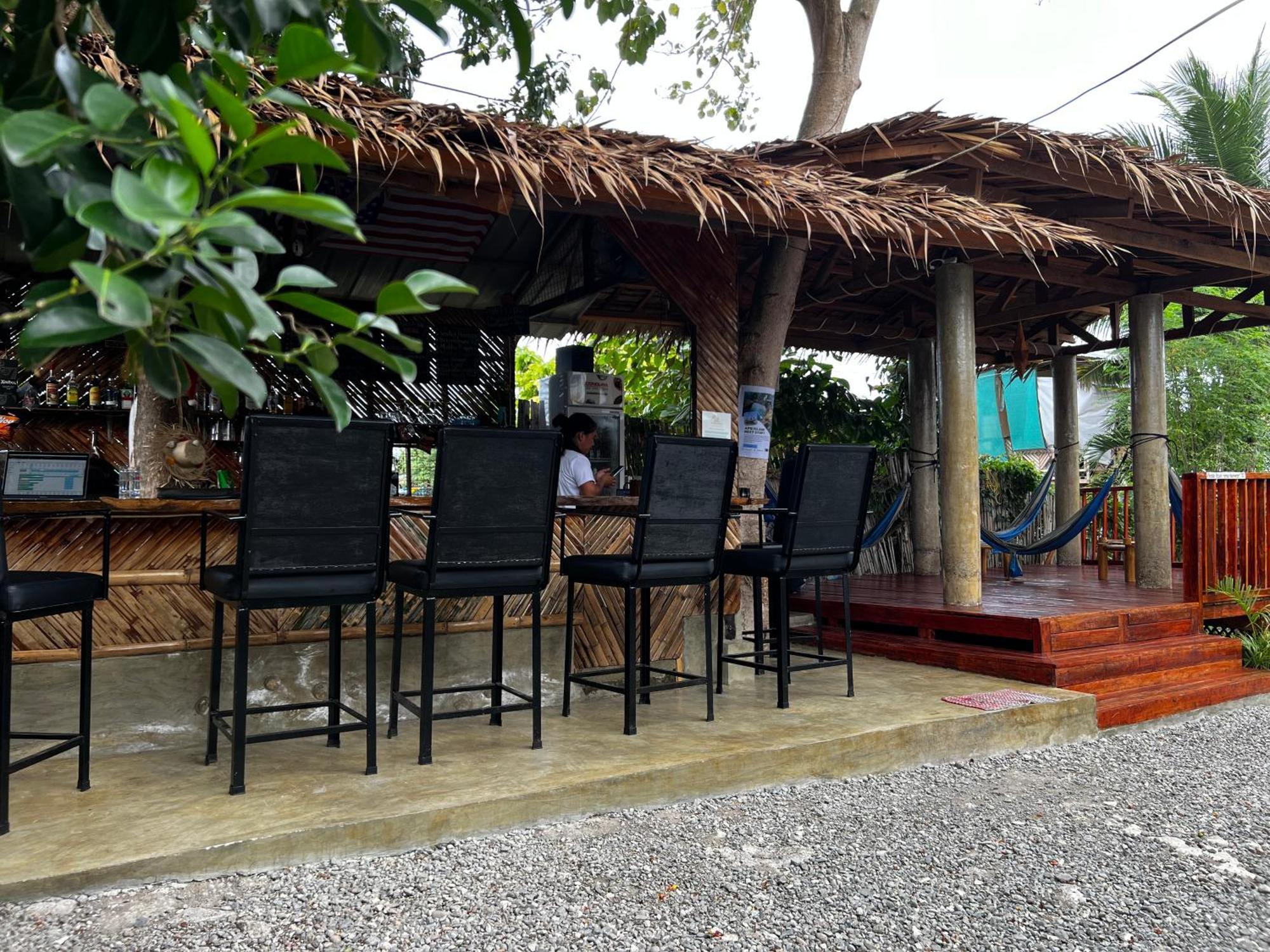 The Backyard Inn โมอัลโบอัล ภายนอก รูปภาพ