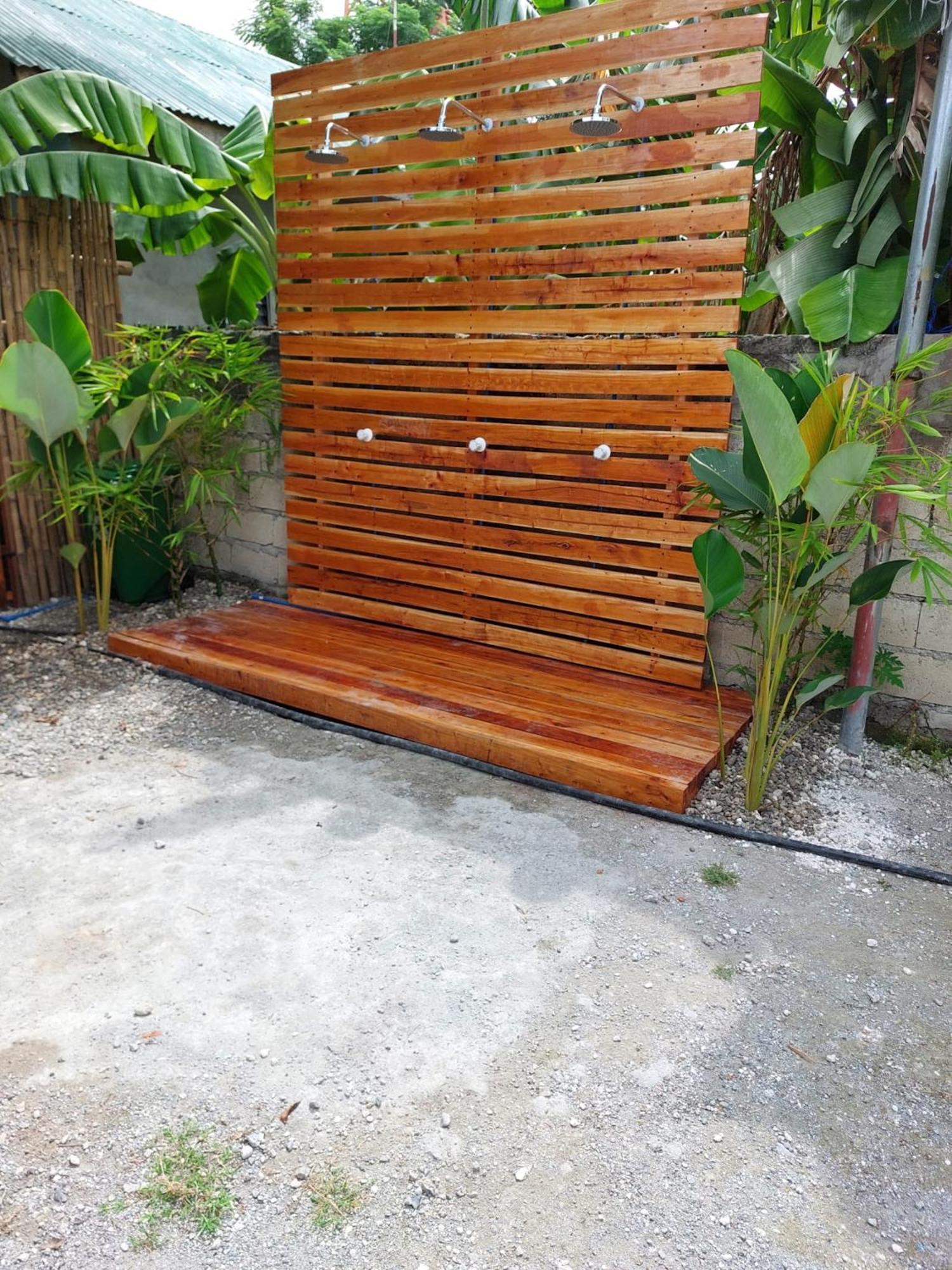 The Backyard Inn โมอัลโบอัล ภายนอก รูปภาพ